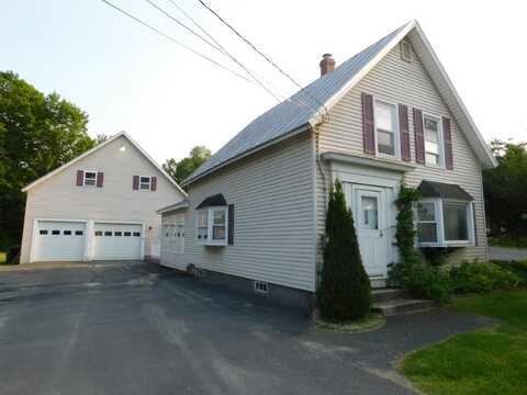 27 Main Street, Norridgewock, ME 04957