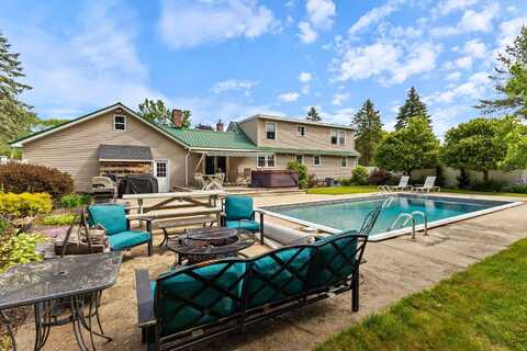 18 Tibbetts Lane, Lyman, ME 04002