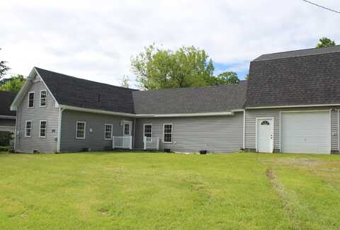 872 Main Road W, Carmel, ME 04419