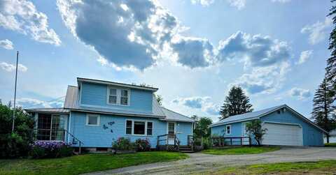 17 Lincoln Street, Brownville, ME 04414