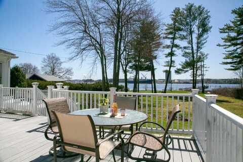 36 Laurel Lane, Eliot, ME 03903