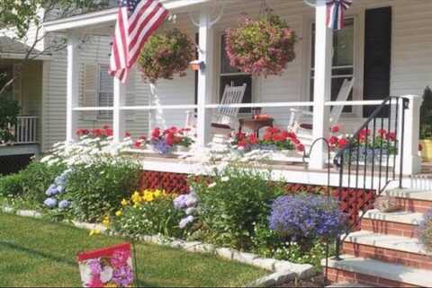 75 Ledgelawn Avenue, Bar Harbor, ME 04609