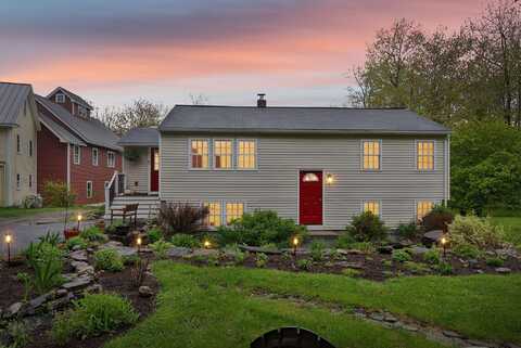 47 Woods Circle Road, Yarmouth, ME 04096