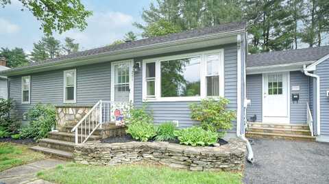 231 Central Avenue, Lewiston, ME 04240