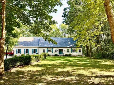 14 Rachel Drive, Kennebunk, ME 04043