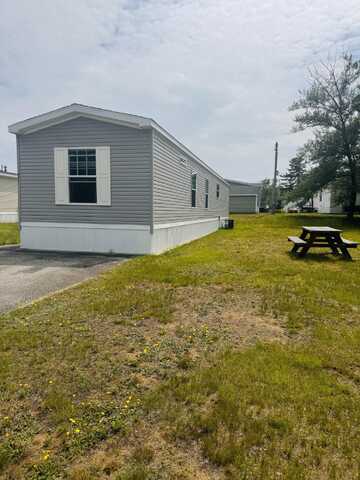 53 Larry Lane, Brunswick, ME 04011