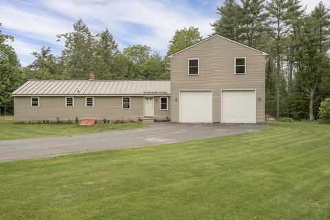 31 West Bay Bridge Road, Topsham, ME 04086