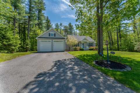 12 Tamarack Drive, Brunswick, ME 04011