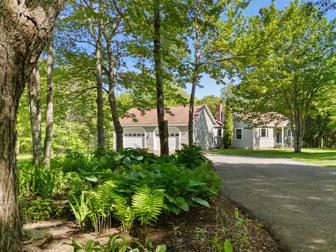 986 Finntown Road, Warren, ME 04864