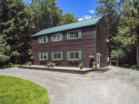 37 Loon Drive, Newport, ME 04953