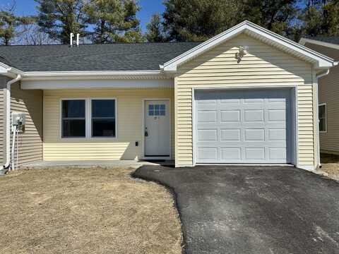 27 Village Circle, Augusta, ME 04330