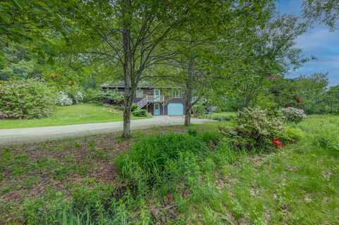 34 Maddox Pond Road Road, Biddeford, ME 04005