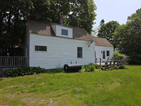 18 Cedar Lane, Belfast, ME 04915