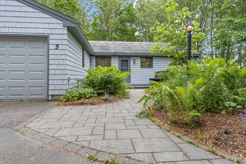 5 Eastern Road, Scarborough, ME 04074