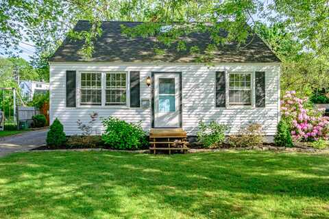 52 Mckinley Street, South Portland, ME 04106