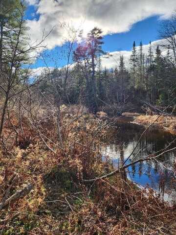 86 Oak Hill Road, Belfast, ME 04915