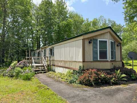1353 Long Ridge Road, Burlington, ME 04417
