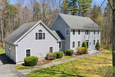 24 Cottagewood Lane, Kennebunk, ME 04043