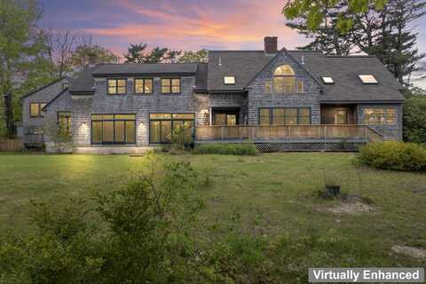 21 Harpswell Islands Road, Harpswell, ME 04079