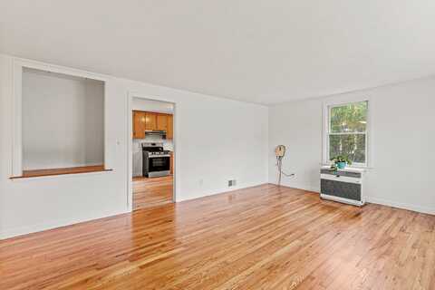19 Church Street, Scarborough, ME 04074