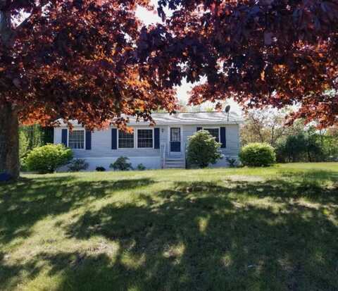 1 Village Green Drive, Wells, ME 04054