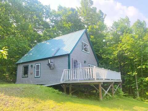 40 Griffin Mountain Road, New Vineyard, ME 04956