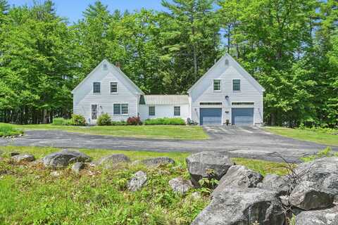 15 Perkins Cove Lane, Oxford, ME 04270