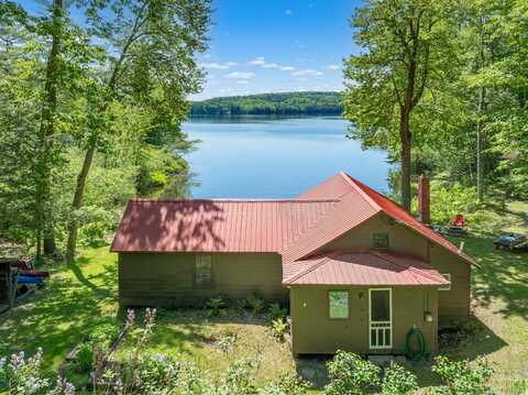 66 Myron Hall Road, Raymond, ME 04071