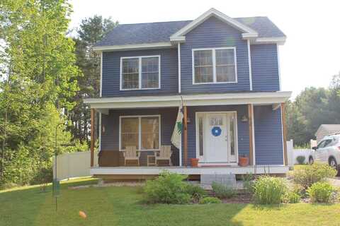 82 Tree Farm Road, Brunswick, ME 04011