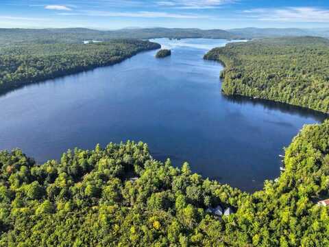 52 Main Road, Chesterville, ME 04938