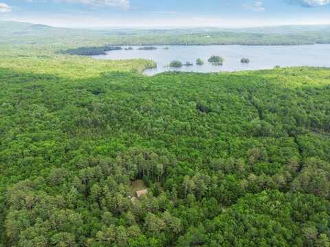 52 Main Road, Chesterville, ME 04938