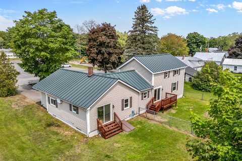 24 Locust Street, Madison, ME 04950