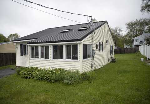 15 Lucille Street, Saco, ME 04072
