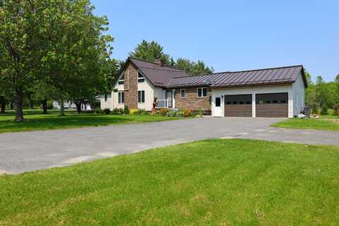178 Clinton Avenue, Winslow, ME 04901