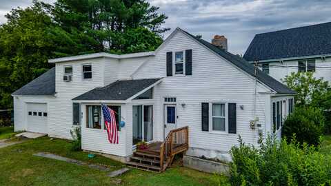 90 Route 133, Winthrop, ME 04364