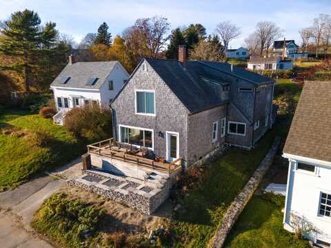 86 Water Street, Castine, ME 04421