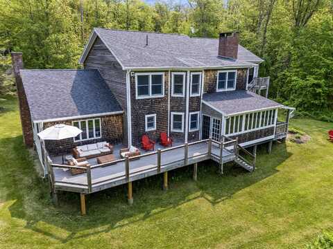 48 Pond Road, Chebeague Island, ME 04017