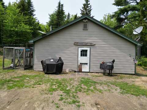 21 Bearadise Lane, Springfield, ME 04487
