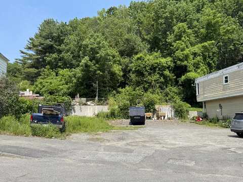 29 Boothby Street, Augusta, ME 04330