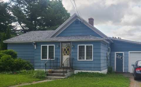 8 Maynard Street, Washburn, ME 04786