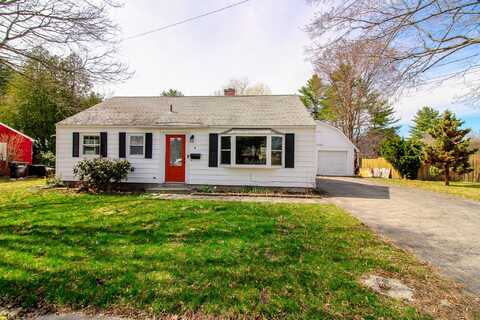 8 Sunbury Avenue, Bangor, ME 04401