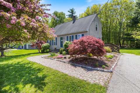35 Locust Lane, South Berwick, ME 03908