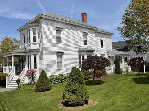 709 High Street, Bath, ME 04530