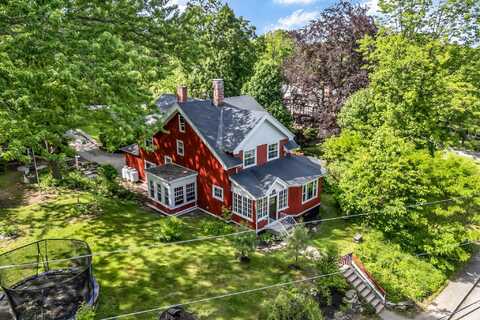 69 Western Promenade, Auburn, ME 04210