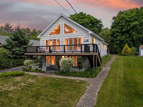 27 Lake Avenue, Windham, ME 04062