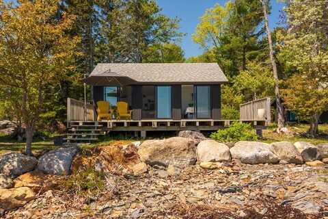 459 Main Road, Islesboro, ME 04848