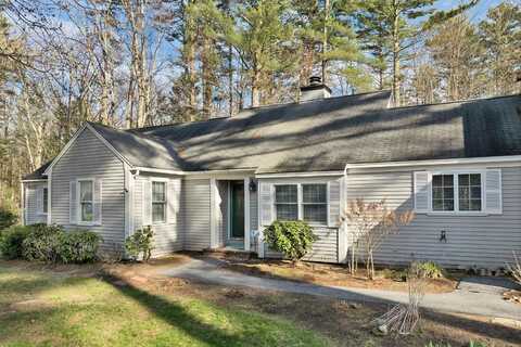 7 Acorn Circle, Kennebunk, ME 04043