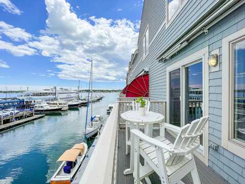 105 Chandlers Wharf, Portland, ME 04101
