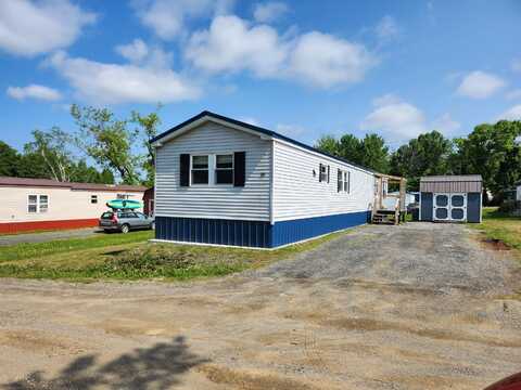 18 Christpher Road, Dexter, ME 04930
