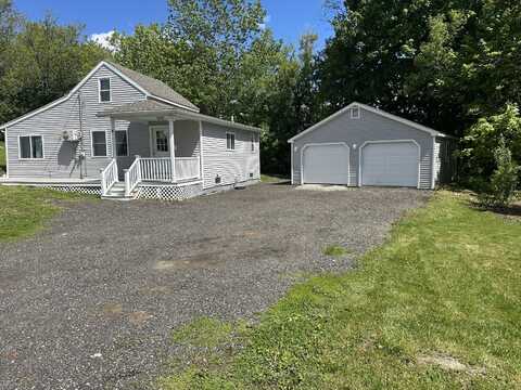 19 Eustis Street, Lewiston, ME 04240